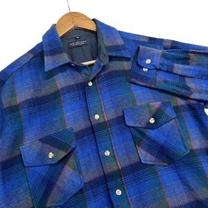 Van Heusen Winterweights Flannel Shirt Mens M Plaid Button Up Long Sleeve VTG